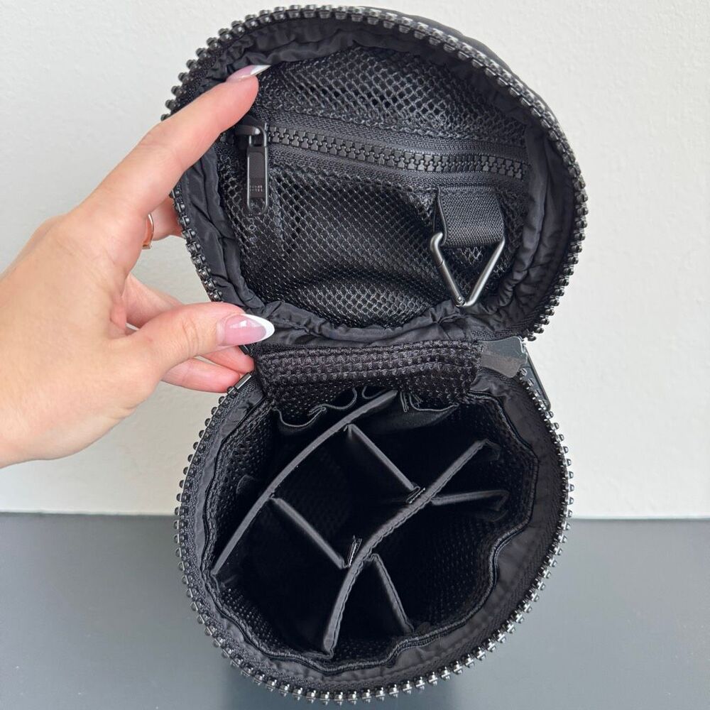 Dagne Dover Mila Large Full Size Toiletry Black Easy Clean Organizer Makeup - Picture 6 of 6